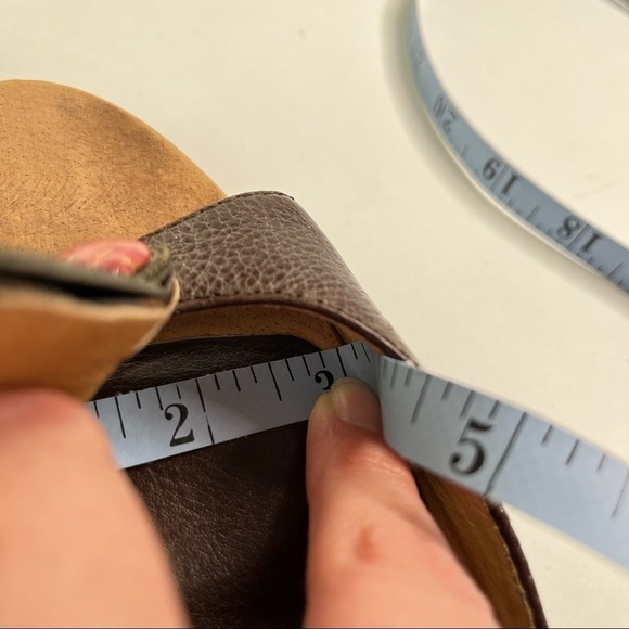 NEW Frye Dolly Leather Jewel Gem Stone T-Strap Boho Chunky Wooden Heels Shoes - Picture 16 of 16